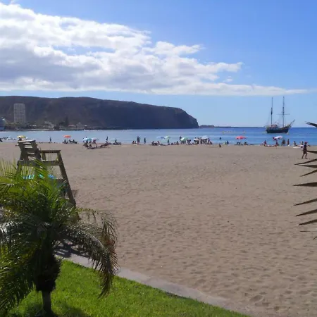 Daire Sunny Near The Beach With Wifi, Balcony And Pool