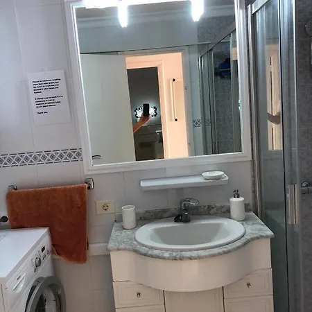 Sunny Near The Beach With Wifi, Balcony And Pool * Los Cristianos (Tenerife)