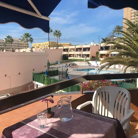 Sunny Near The Beach With Wifi, Balcony And Pool